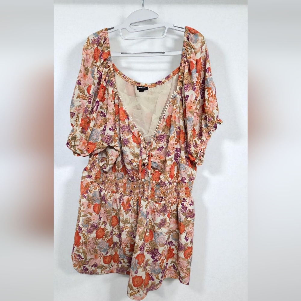 Torrid Size 5 Floral Blouse